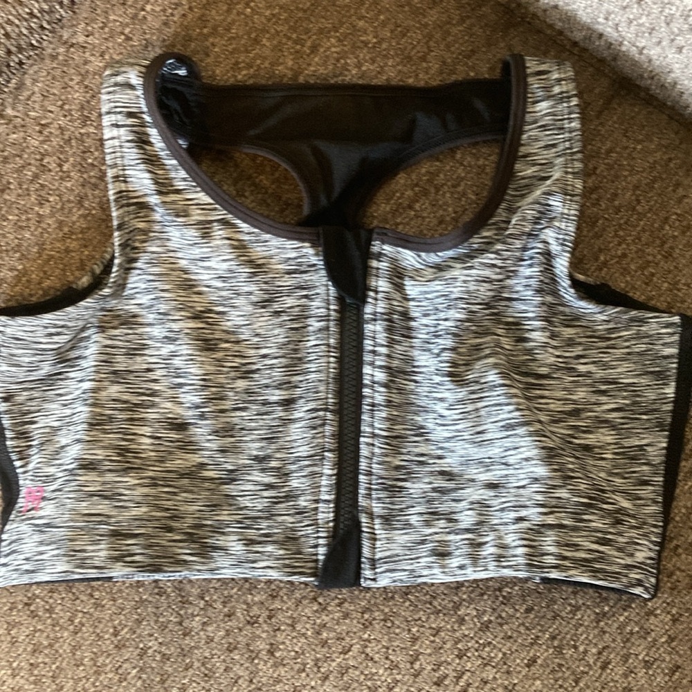 Ruby Ribbon Gray Zip-Front Sports Bra Size 36